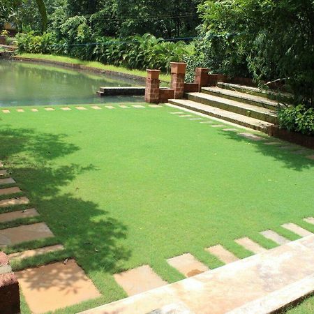 Cherilyn Monta Resort - Ratnagiri Vatul Exterior photo