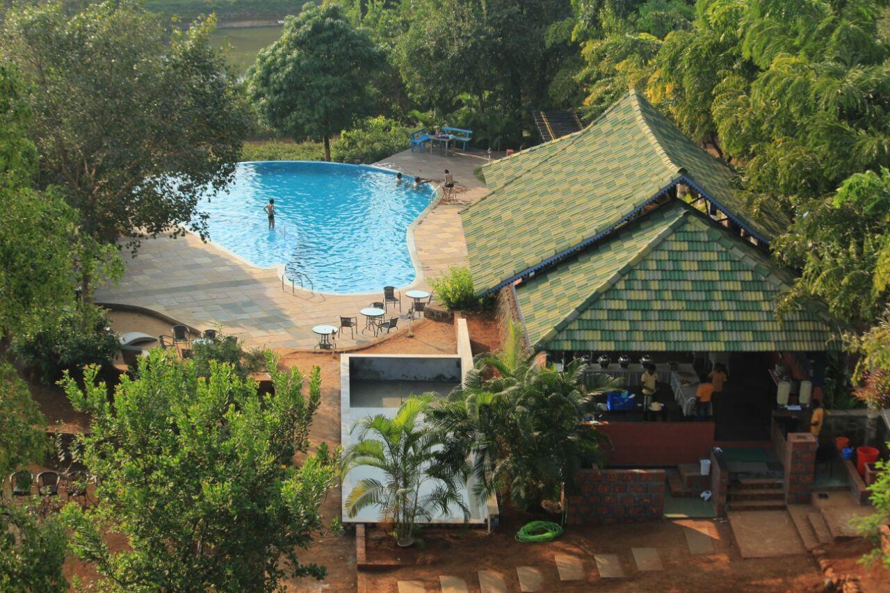 Cherilyn Monta Resort - Ratnagiri Vatul Exterior photo