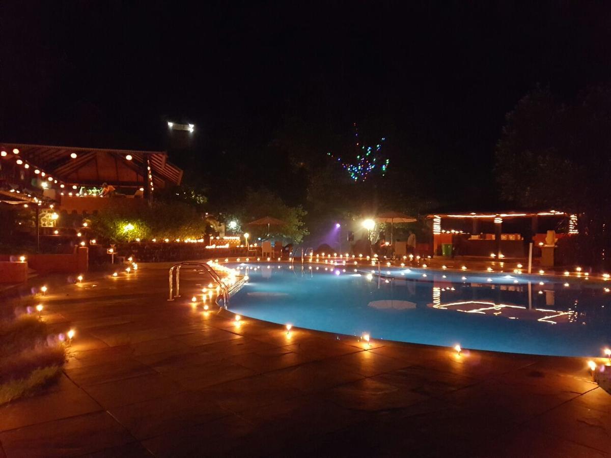 Cherilyn Monta Resort - Ratnagiri Vatul Exterior photo